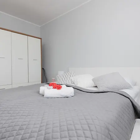 Apartament Unique With Balcony In Warsaw By Renters