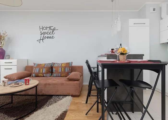 Unique With Balcony In Warsaw By Renters