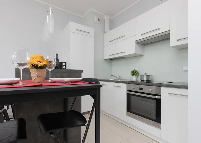 Unique With Balcony In Warsaw By Renters Apartmán *